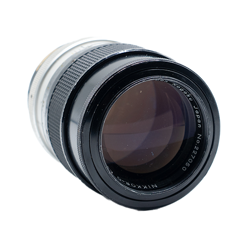 Lentes Nikkor manuales con estética vintage para cine o fotografía artística