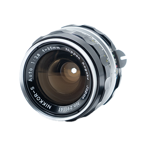 Lentes Nikkor manuales con estética vintage para cine o fotografía artística