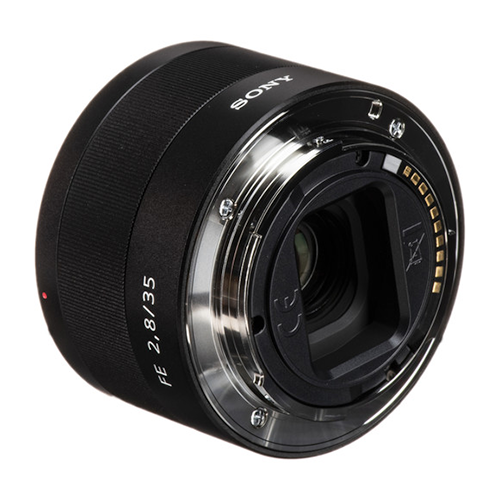 Lente Sony 35mm F2.8 compacto y luminoso